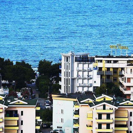 Residence Gambrinus Giulianova Exterior foto