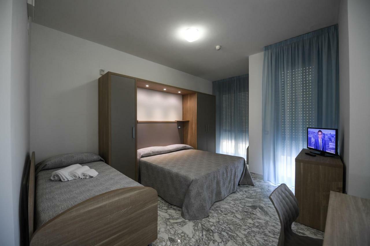 Residence Gambrinus Giulianova Exterior foto