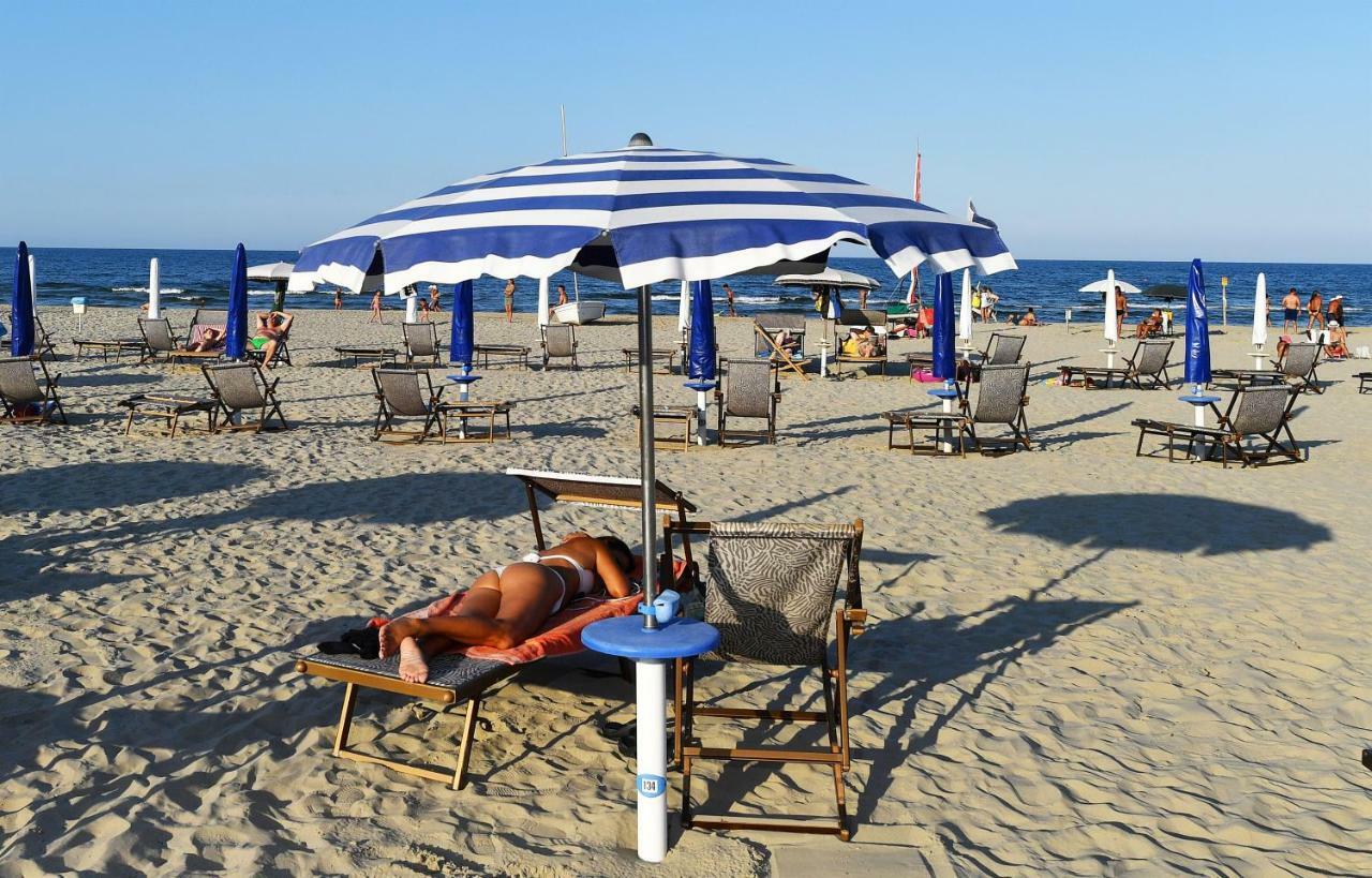 Residence Gambrinus Giulianova Exterior foto