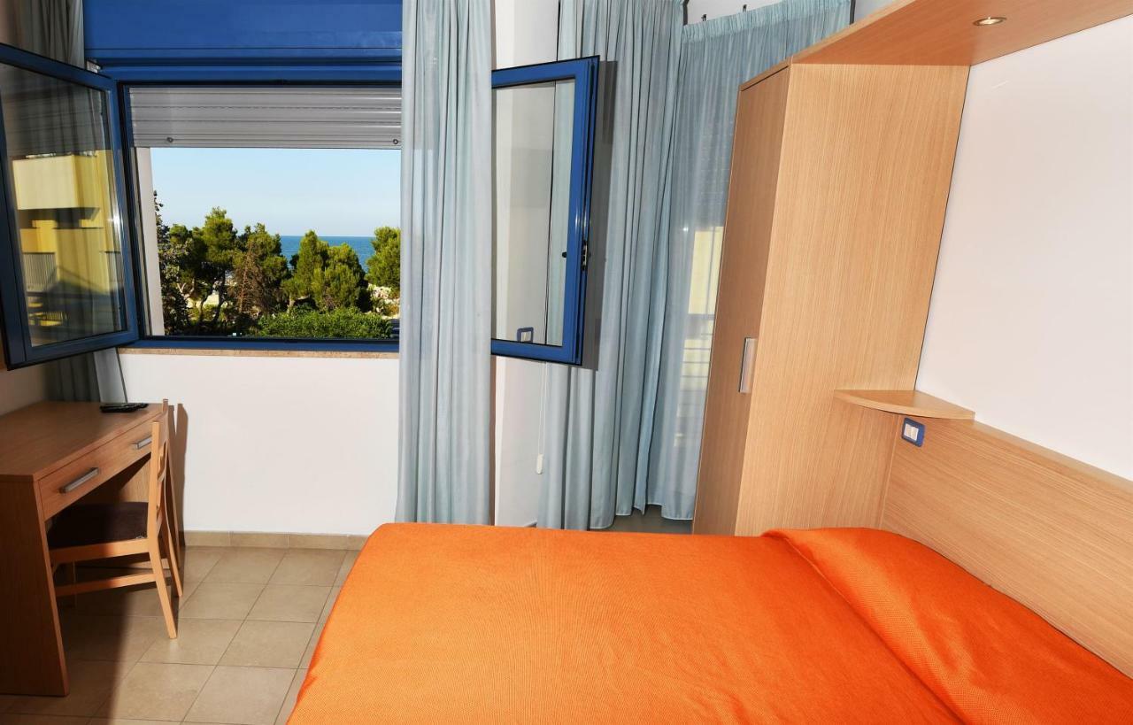 Residence Gambrinus Giulianova Exterior foto