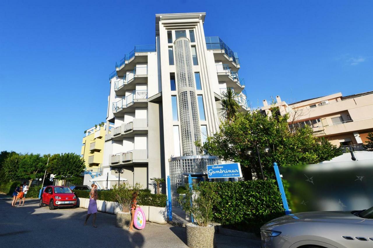 Residence Gambrinus Giulianova Exterior foto